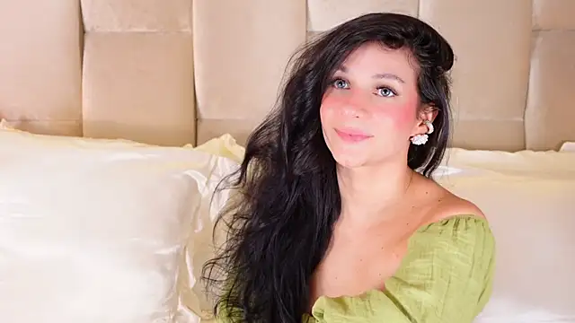 KiraKayleigh1 live sex cam