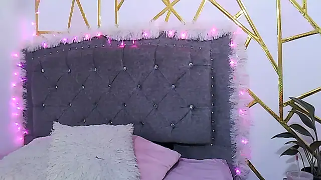 Zara47sweet live sex cam