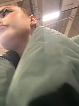 KiraSunshine's cam snapshot