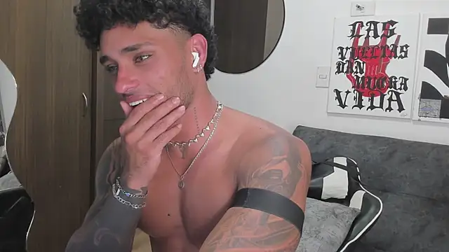 Alessandro_Vanni live sex cam