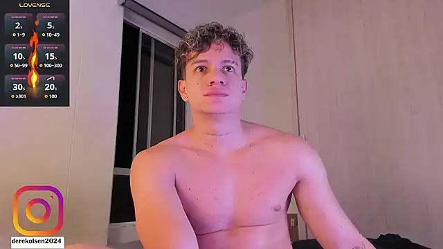 DerekOlsen live sex cam