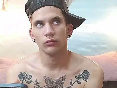 tylor_boy live sex cam