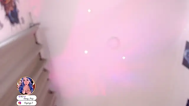 Emmy_Ruiz live sex cam