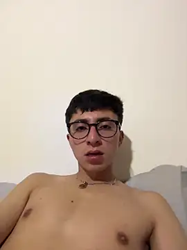 CamiRojas_boy live sex cam