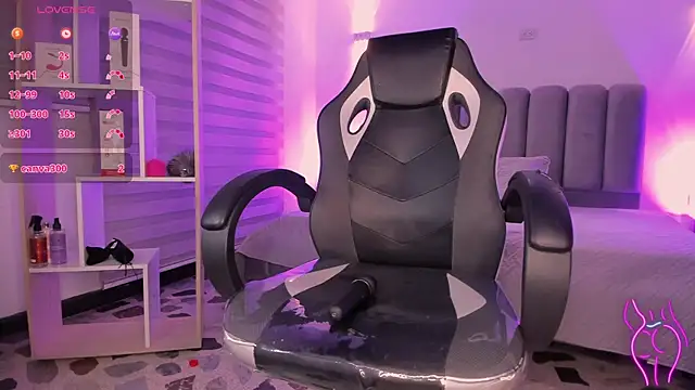 SkyThompson live sex cam