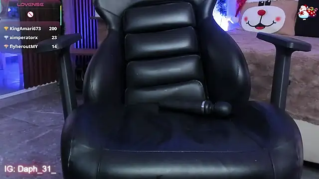 Daphnne_tay live sex cam