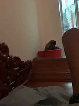 Phuc214055 live sex cam