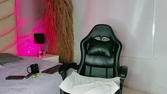 samiradoll's cam snapshot