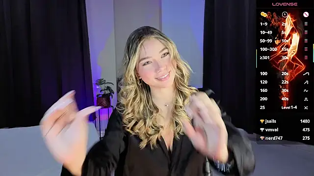 AmelieAxie's cam snapshot