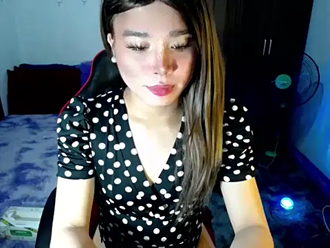 sofiathe1st live sex cam