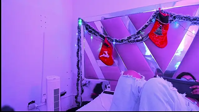 AlexisAndMartina3 live sex cam