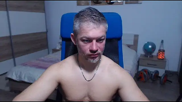 RobbyShawz live sex cam