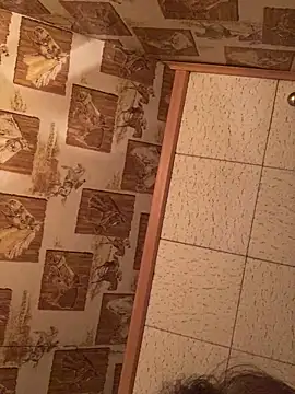 Tonybaloney1972 live sex cam