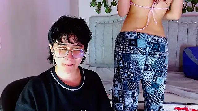 katalinathxandbritney1 live sex cam