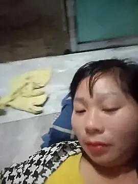 vangkt-cute live sex cam