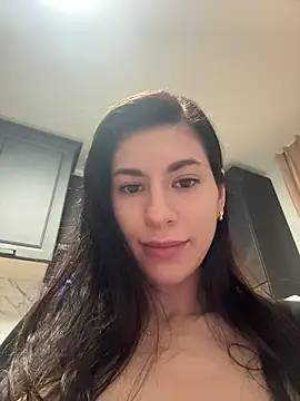 Alyonaqueen_ live sex cam
