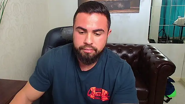 HayesWood live sex cam