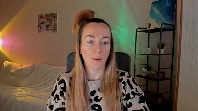 RebeccaMartinez's cam snapshot