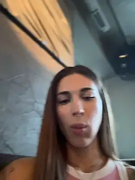 Charming_Ritta's cam snapshot