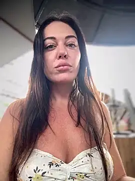 LilliThelo live sex cam