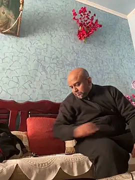 Dick_6inches_Delhi live sex cam