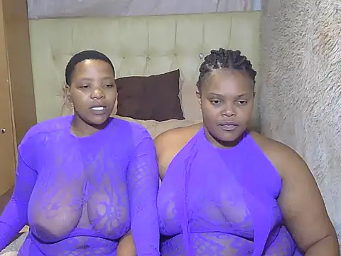 Twin_lovers live sex cam