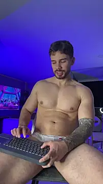 Valenthino_Salvatore live sex cam