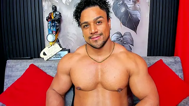 MikeEstevess live sex cam