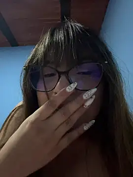 Lily_candy_X live sex cam