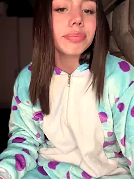 Laura-Khalifa live sex cam