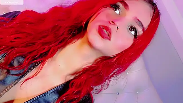 Saraa_Jone's cam snapshot