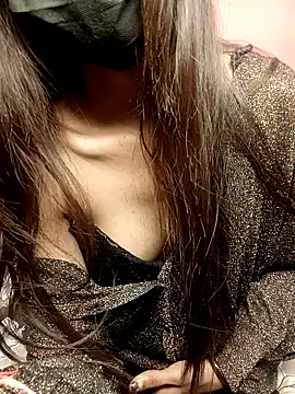 poojaji690 live sex cam