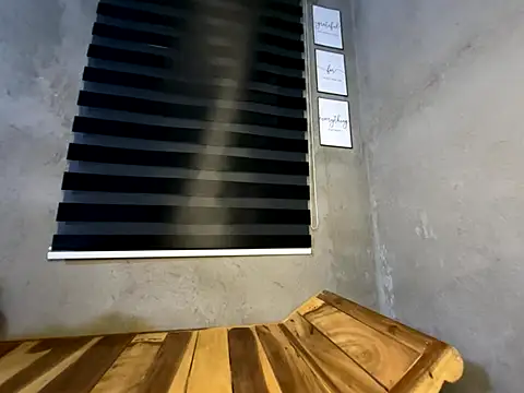 wild_apple69's cam snapshot