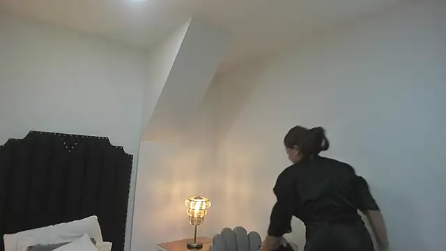 cathalina_ortiz's cam snapshot