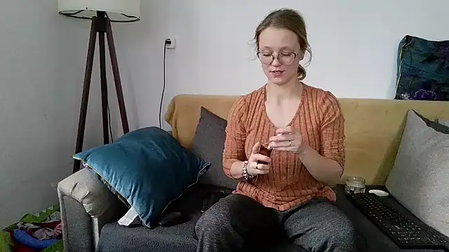 little-leni's cam snapshot