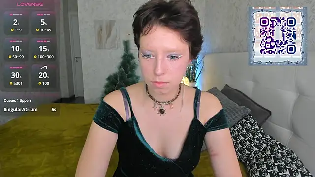 Sara_Frayer's cam snapshot