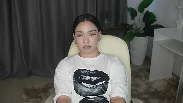 AyannaMilian's cam snapshot