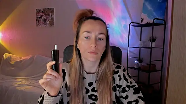 RebeccaMartinez live sex cam