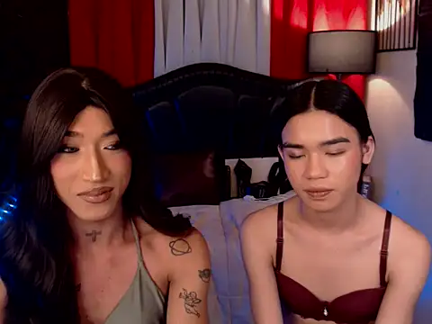 Valentina_Eloise's cam snapshot