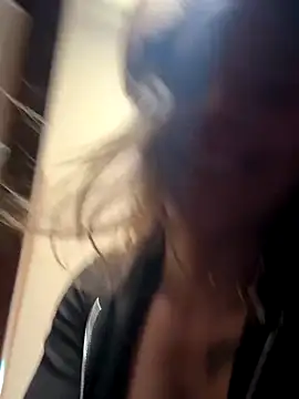 Wildmaca live sex cam