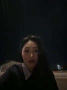 so-linger live sex cam