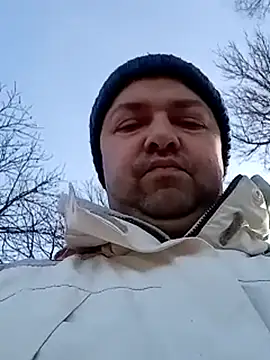 Luceriusbigass live sex cam