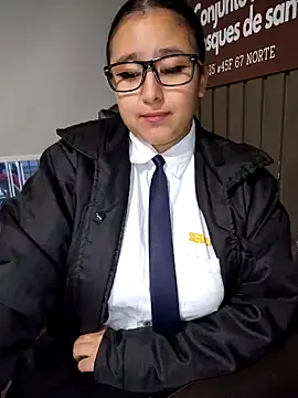 Cute_Penelope's cam snapshot