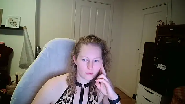 Girlnina-1995 live sex cam