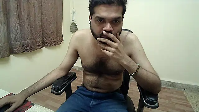 Kinky_Kumarr live sex cam