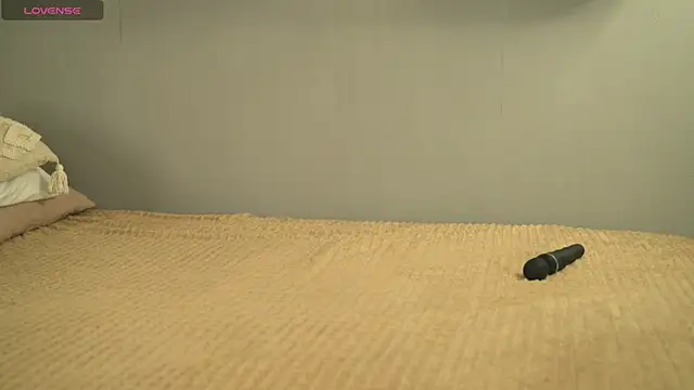 LollaStich live sex cam