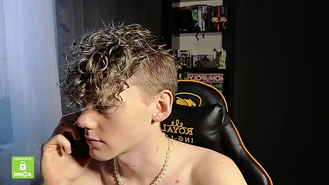 Keytaro live sex cam