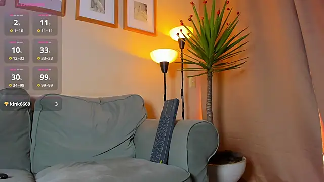 Ackerman_Eren_ live sex cam