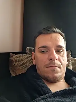 Huge_cock22cm live sex cam