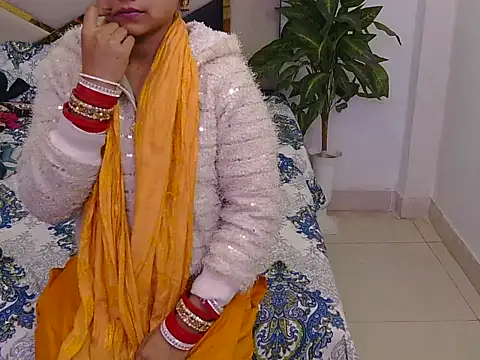 Lovelyy-couple live sex cam